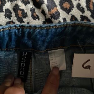 H & M denim button up skirt size 4